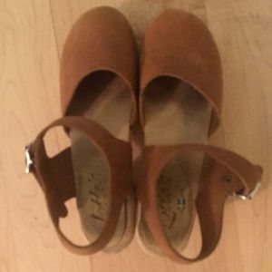 Lotta Brown Oiled Nubuck  Clog